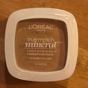 L’oreal True Match Mineral Powder - natural buff